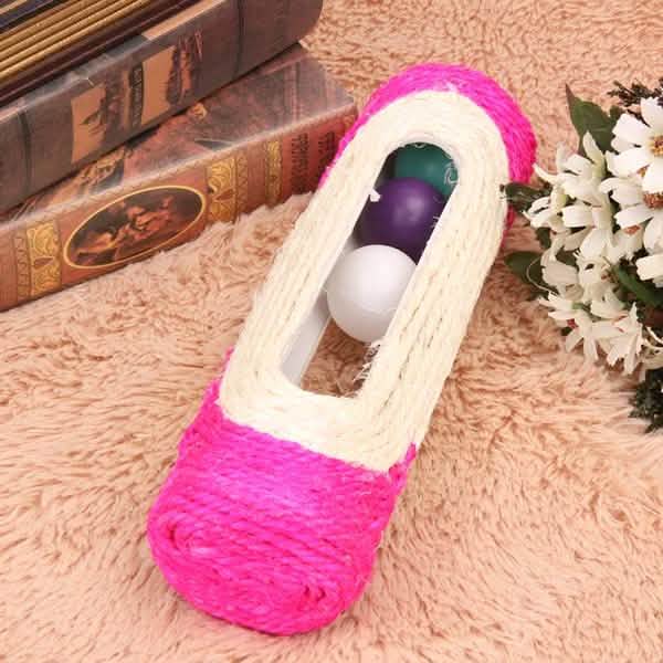 Rolling Sisal Cat Scratching Post with 3 Interactive Balls
